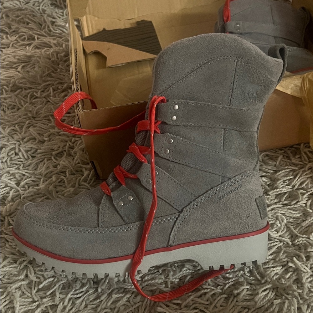 Meadow Lace NWT Sorel Gray Suede Boots Waterproof Winter 7.5 women’s